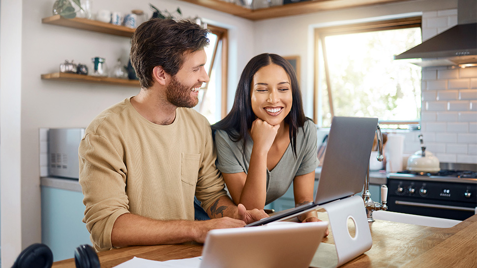 Sept étapes que les couples doivent franchir avant de combiner leurs finances